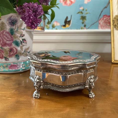 International Silver Jewelry Boxes & Organizers 